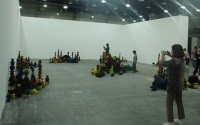 雙年展“空降”烏魯木齊,方力鈞,劉小東,張子康,黃篤,高鵬,婁正綱,宋冬,
