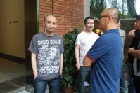 高調(diào)的過(guò)往，不低調(diào)的現(xiàn)在,何多苓,黃燎原,洪紹裴,鄭維