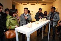 牟柏巖aye個(gè)展 用胖子講述“經(jīng)過”,牟柏巖