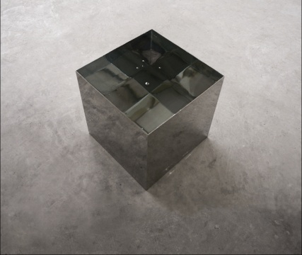 《看!看！》，李勇政，裝置，50×5O×50cm，2013

