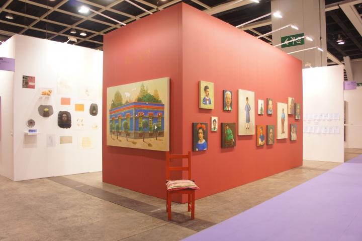 2013年香港博覽會(huì)中陳可的藝術(shù)項(xiàng)目“一個(gè)女人”現(xiàn)場(chǎng)