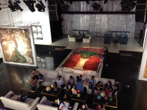 “頭發(fā)”是張恩利第一個(gè)專門(mén)呈現(xiàn)紙上作品個(gè)展
