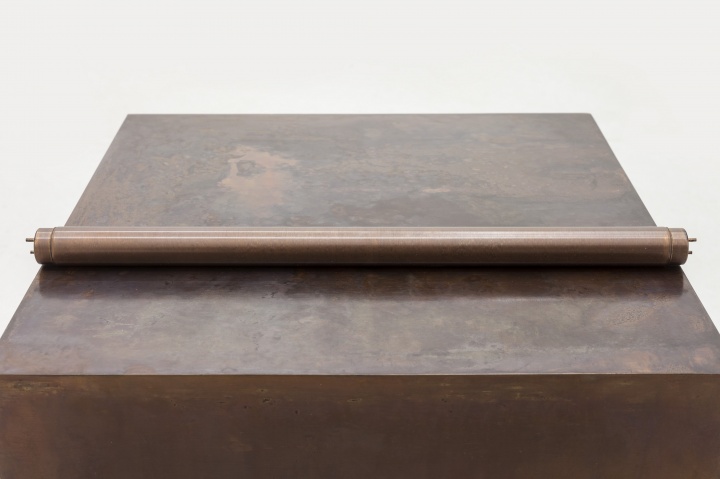 《Copper 》42 x 42 x 30（h）cm；42.2 （L） cm，Φ2.5cm 銅 2014
