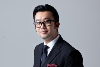 高鵬 改變需要勇氣,隋建國,瞿廣慈,崔岫聞,高鵬,厲檳源,高鵬,阿克曼