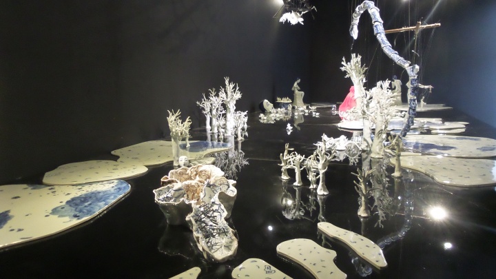 柳淳風策劃的“觀海中——2014釜山雙年展亞洲特別策劃展”現(xiàn)場
