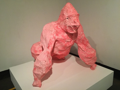 九用工作室（楊云杰） 《一只愛(ài)粉紅的猩猩》  裝置  70x80x100cm  2014
