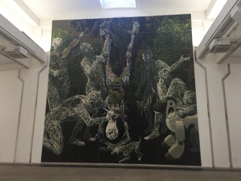 《公敵》  800x800cm  布面丙烯  2014

