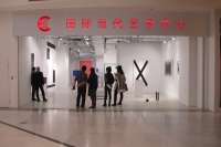 商場多了個藝術(shù)空間 CCA首展呈現(xiàn)“關(guān)于物質(zhì)的修辭性”,夏彥國,任芷田
