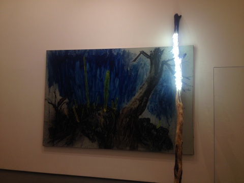 陳春木《把自己埋土里等待發(fā)芽》335×300cm 綜合材料 2015