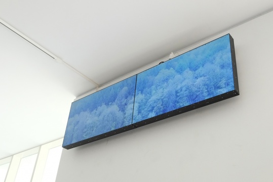 李昶 《藍(lán)山》 多屏影像 2014
