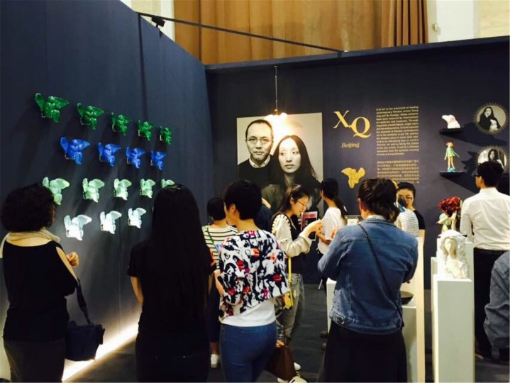 設計館內“稀奇”展位人頭攢動
