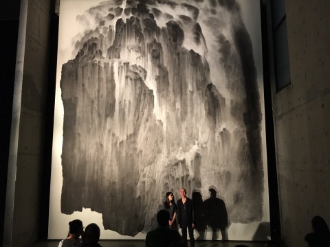 《山不厭高二》尺寸達到890×720cm

 
