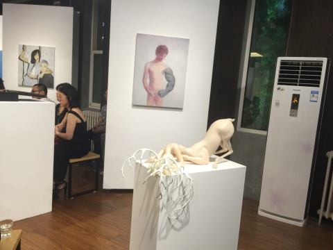 “宋琨和她的朋友們”群展現(xiàn)場(chǎng)
