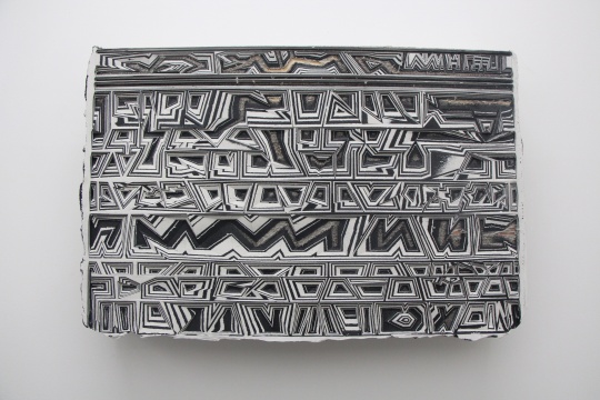 歐勁 《無題14》84×104cm 木板、丙烯、輔料 2015
