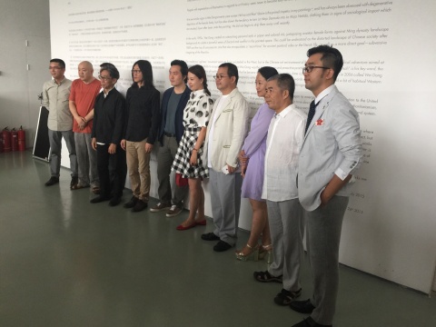 魏東個展吸引眾多圈內人士關注
