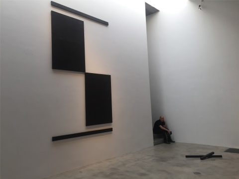 Garcia Frankowski布上丙烯作品《墻上構(gòu)圖》
