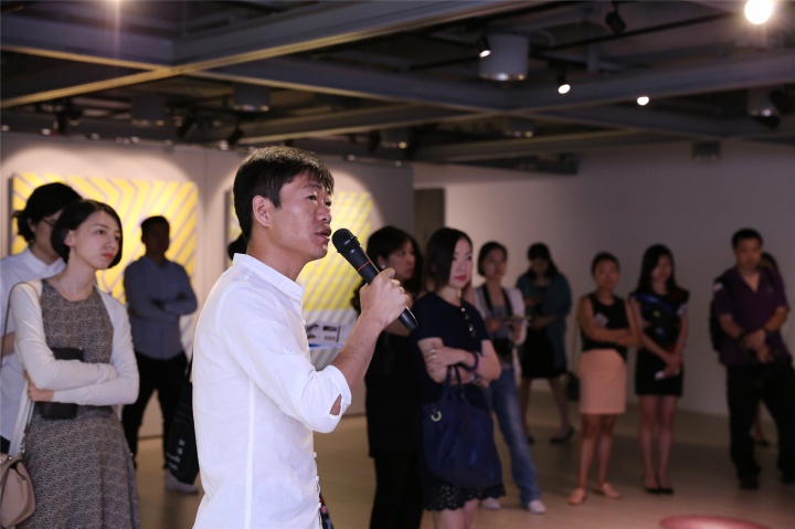 “觀念符碼，語言與形式之維”策展人戴卓群在開幕式致辭
