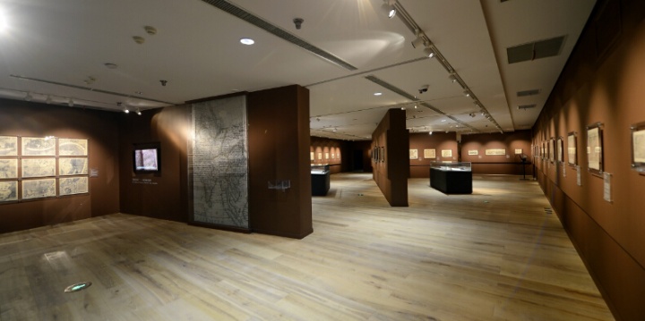 “疆域的輪廓——歷史典藏地圖展”展廳
