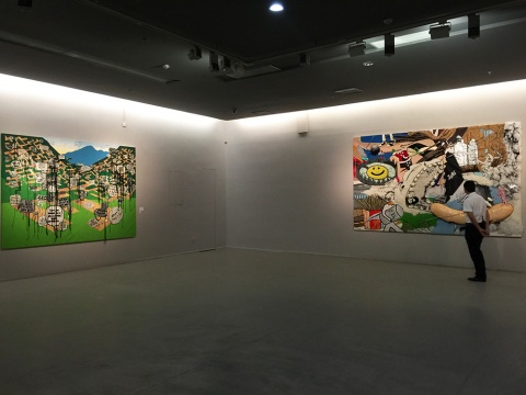 由沒頂公司出品 徐震2010年創(chuàng)作的兩件極具挑釁意味的布面拼貼作品
