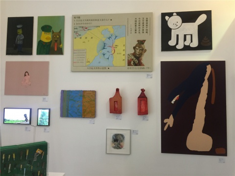 作品密集陳列，滿足公眾尋寶的樂(lè)趣
