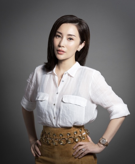 應青藍
