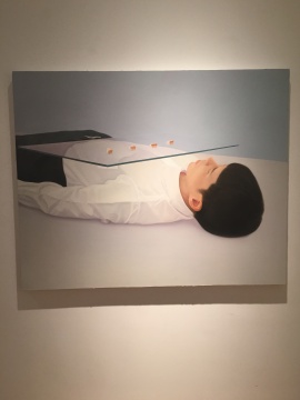 梁浩 《關(guān)于一種描述，它從來(lái)沒被清晰的說(shuō)完》 120×150cm 布面油畫 2015
