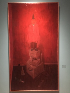 電源與插座在多幅作品都又出現(xiàn)：以前人們從來(lái)沒有如今這樣如此依賴電源
