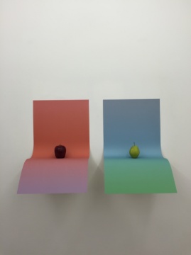 撥開石榴色的珠簾 LEO XU PROJECTS呈現(xiàn)劉詩園個展