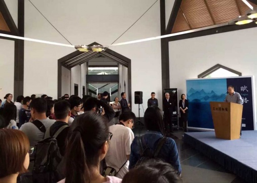 展覽現(xiàn)場人氣爆棚
