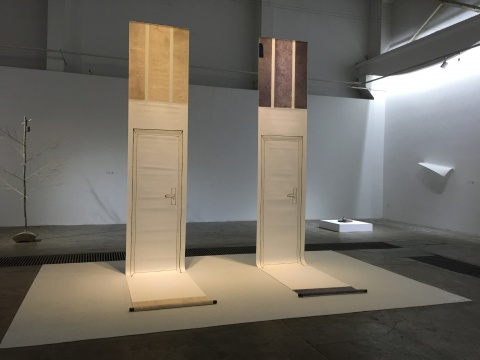 《A4》 600×80cm  紙、布  2015
