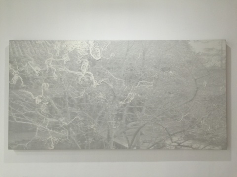四、作品之“社會(huì)性雕塑——精神探究與科學(xué)預(yù)言”

2005-2011年創(chuàng)作的作品《看影No.36》
