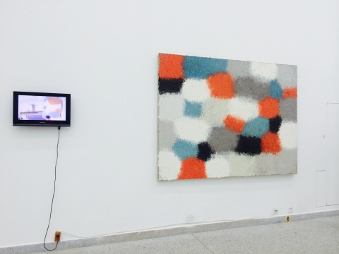 龔劍《雇傭閃光燈覆蓋》165×220cm 布面油彩  2011
