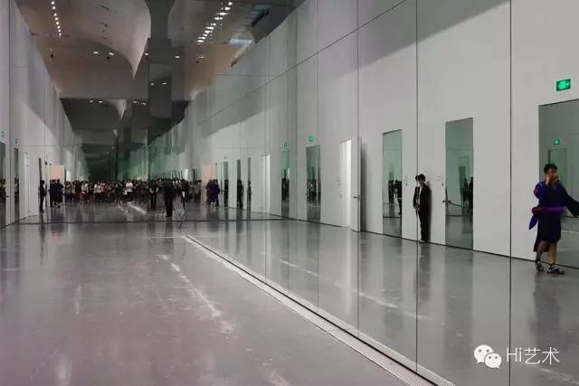 龍美術館一樓展廳《15個房間》現(xiàn)場
