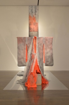 吉田曉子 《薄暮·夕陽》 素紗、木框 2013-2014
