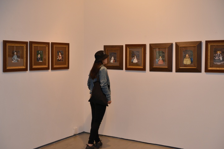展廳一角：作品使觀眾流連駐足
