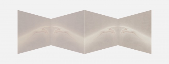 《“關(guān)于真相的N次方”之一》156x52cm 紙本設(shè)色、數(shù)碼版畫 2015

