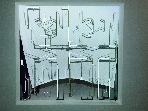 作品《什么是屏幕》，虛實之間
