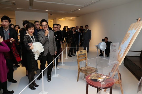 K11 Art Foundation 創(chuàng)辦人及名譽主席鄭志剛 Adrian Cheng 現(xiàn)場導(dǎo)覽
