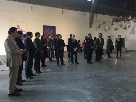 出席展覽開幕式的中韓政府及藝術(shù)機(jī)構(gòu)代表
