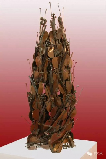 阿曼 《音樂的力量》高210 cm 雕塑 1986
