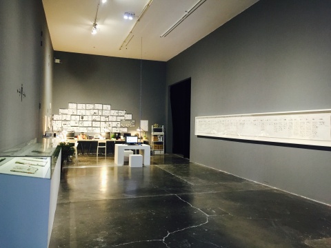 徐冰《地書工作室》

