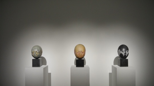 楊茂源 《面孔系列》高43cm 有花紋大理石 2009
