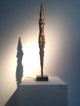 何巖青 《滋》12.5×12.5×108cm 鑄銅 2013