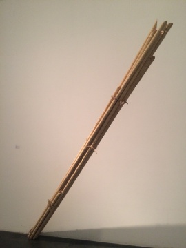 錢亮 《物非物系列之竹》15×13×280cm 一次性竹筷、膠 2013