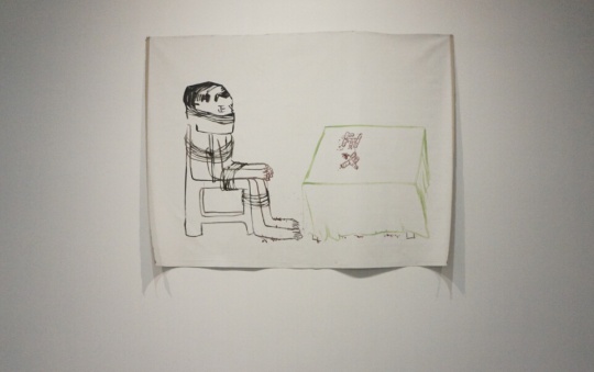 《正義（椅子 人 桌子）》 布面丙烯 172×228cm  2015
