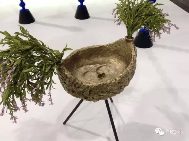 尉洪磊 《花耳》雕塑 鐵、原子灰 、漆 2016  五分之二版 售出價(jià) 70000rmb
