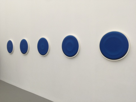 陳文驥  《原因（五聯(lián)畫(huà)）》D. 50 cm×5  布面油畫(huà)  2007

