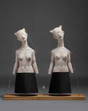 杜春風(fēng) 《+-極》 100×87×37cm 香樟木&柞木&金屬材料 2015
