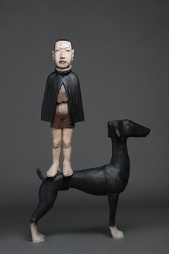 杜春風(fēng) 《馴獸師》110×62×20cm  香樟木 2013
