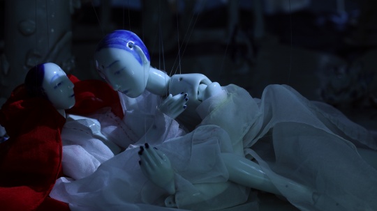 耿雪 《海公子》  高清視頻 瓷雕塑短片 2014.jpg
